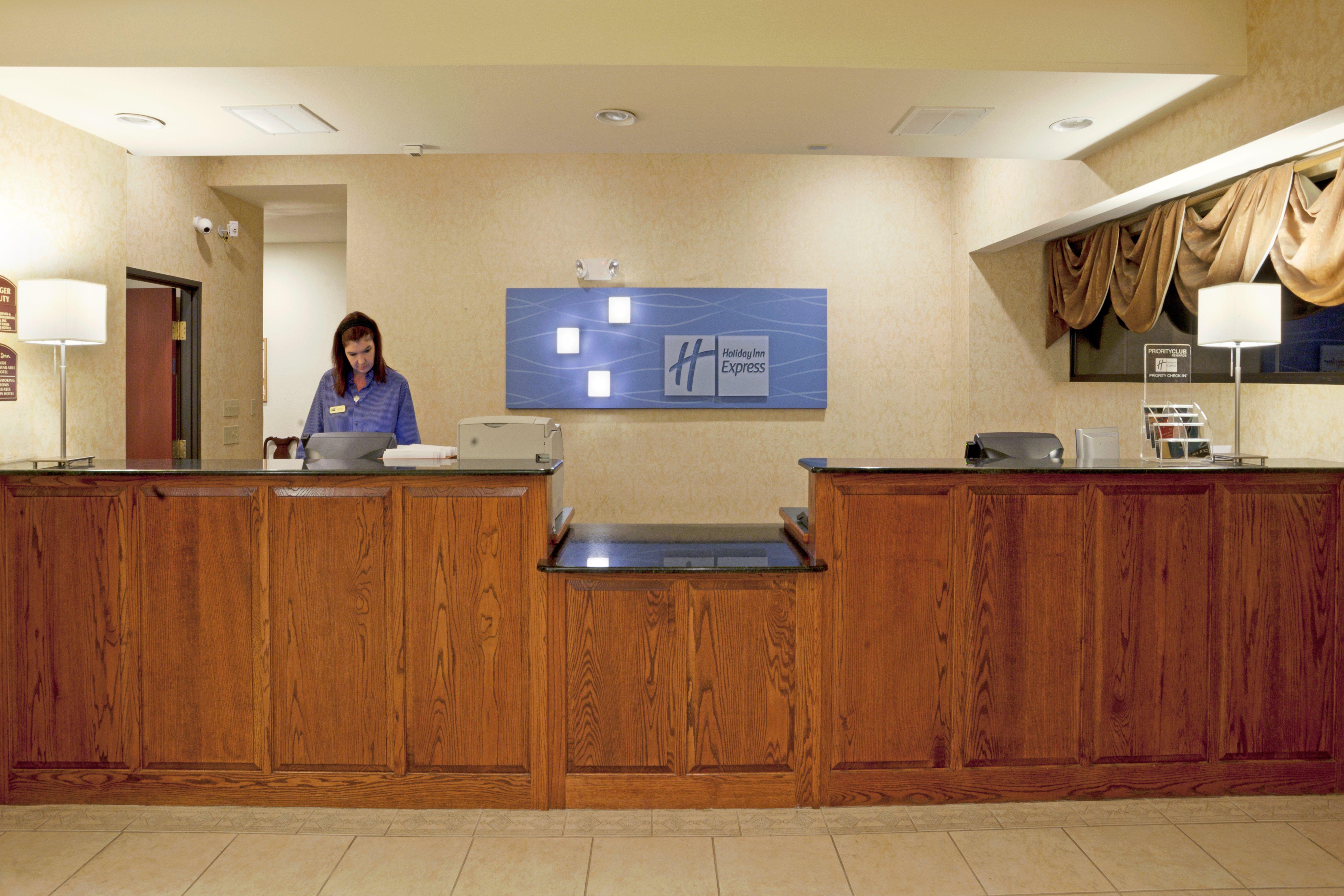 Holiday Inn Express & Suites Kerrville Exteriör bild
